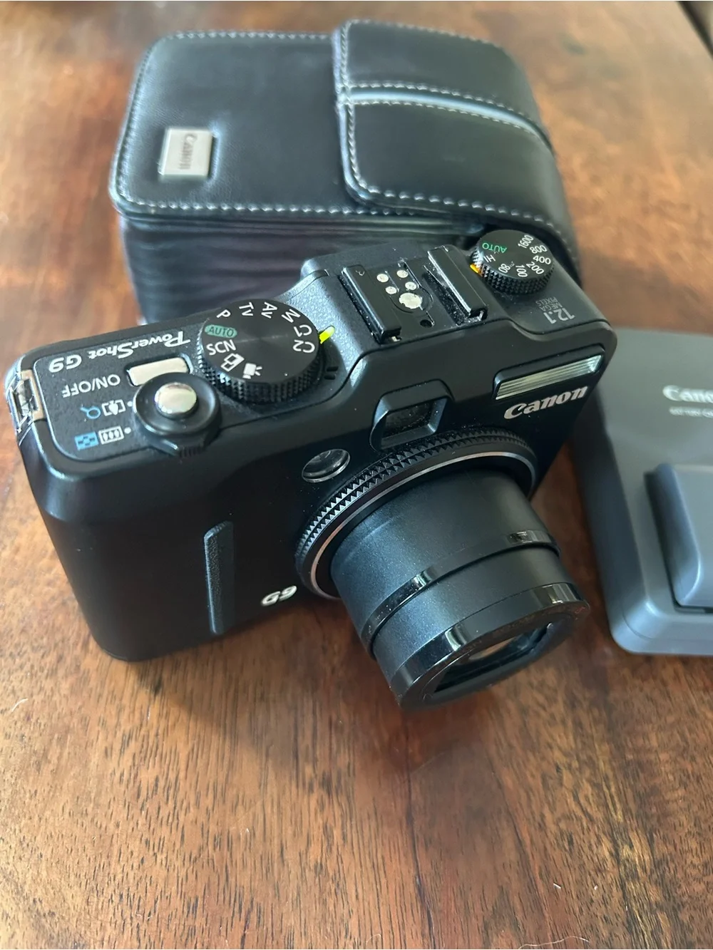 Canon PowerShot G9 Compact Digital Camera with Black Case and Gray Charger